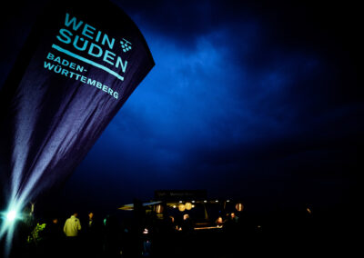 Nachthimmel über Weinfest